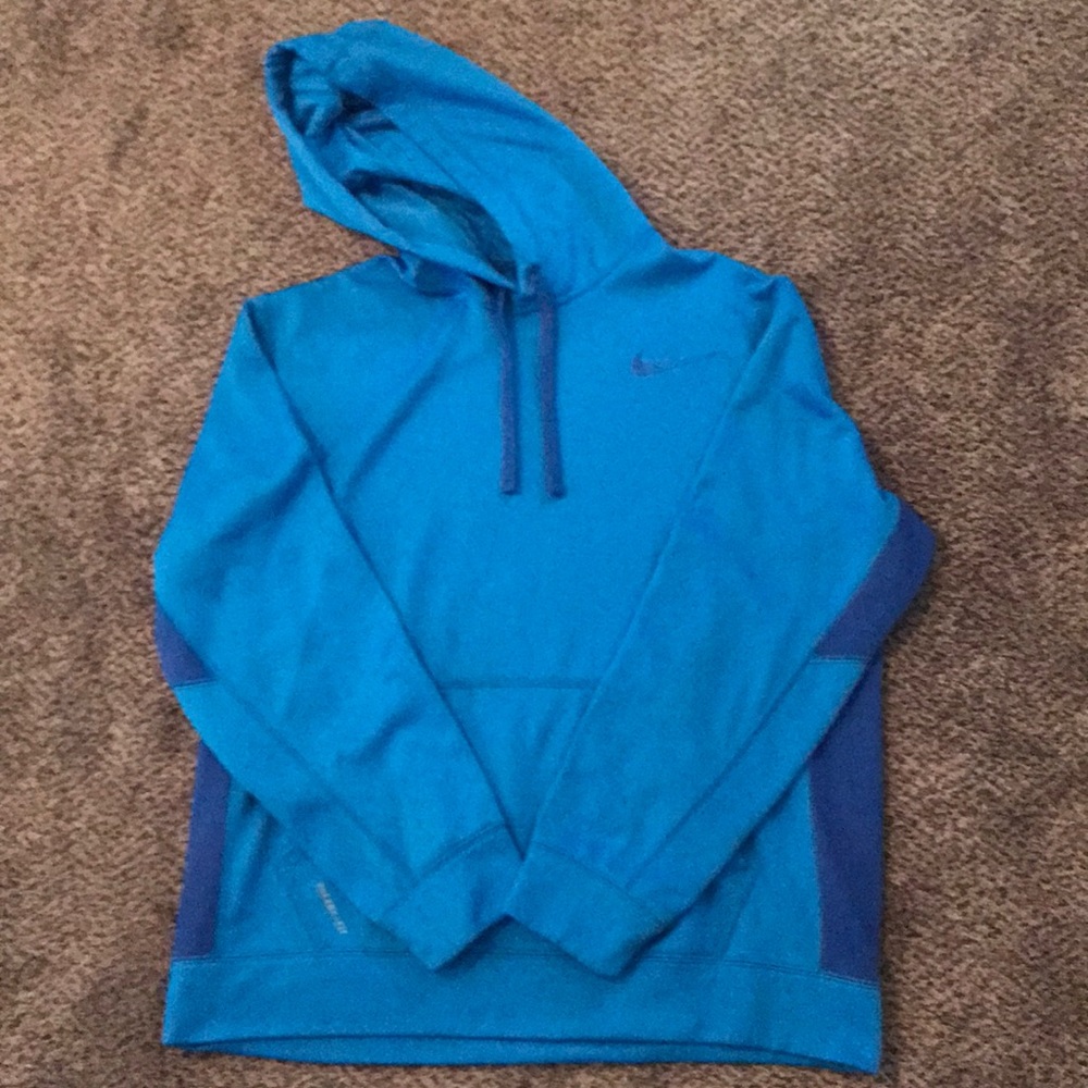 Nike therma fit hoodie blue color lock